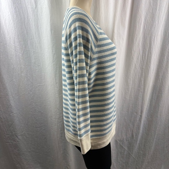LRL Lauren Jeans Co Women’s Blue and White Stripe 3/4 Sleeve Side Drawstring Top - Picture 4 of 10